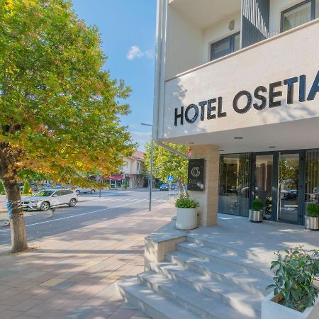 Hotel Osetia Garden Momtsjilgrad Buitenkant foto