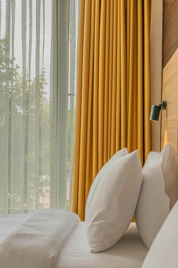 Hotel Osetia Garden Momtsjilgrad Buitenkant foto