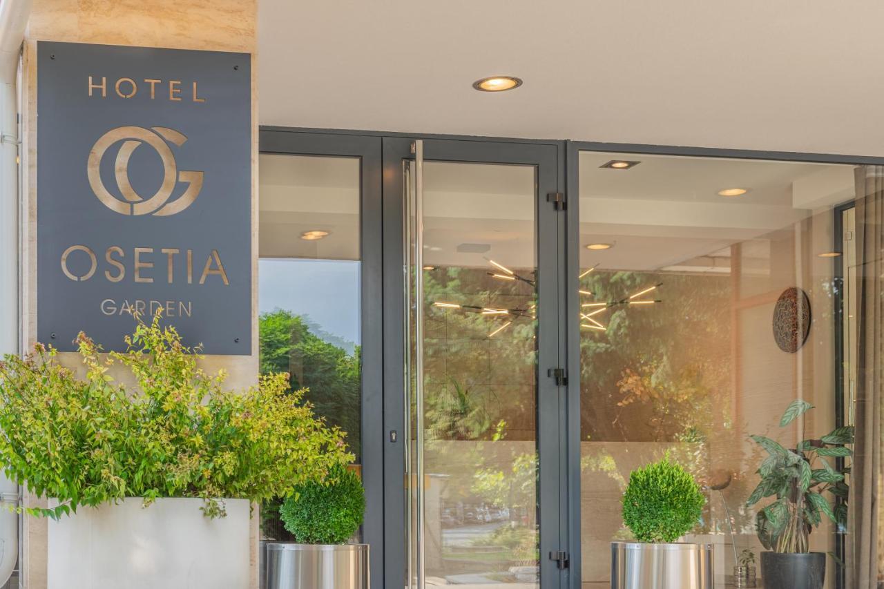 Hotel Osetia Garden Momtsjilgrad Buitenkant foto