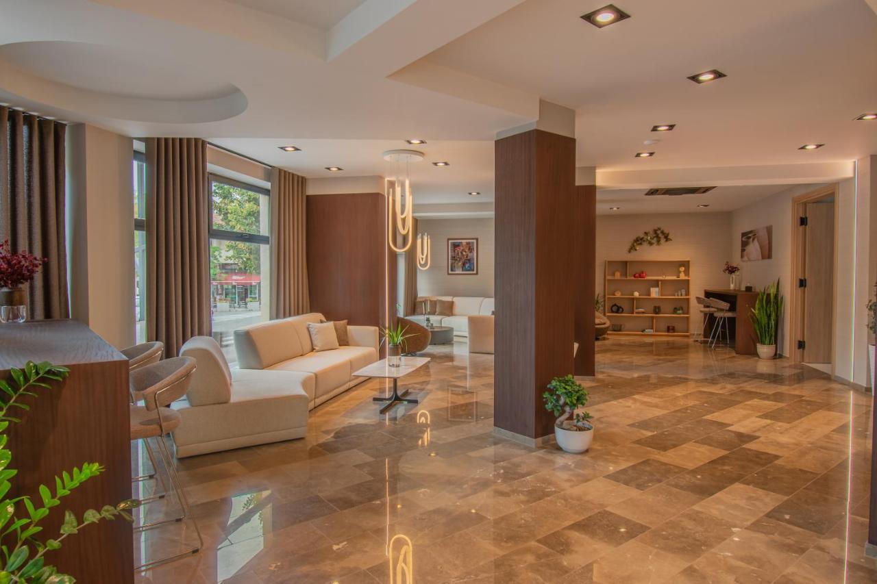 Hotel Osetia Garden Momtsjilgrad Buitenkant foto
