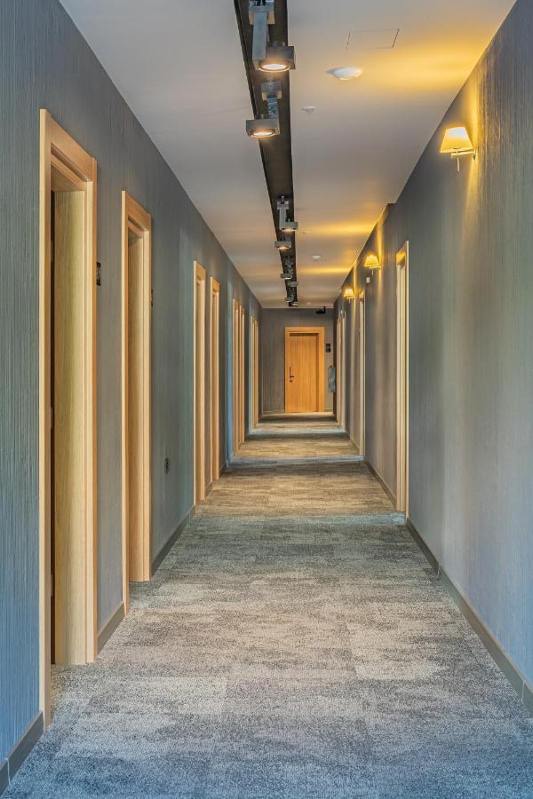 Hotel Osetia Garden Momtsjilgrad Buitenkant foto